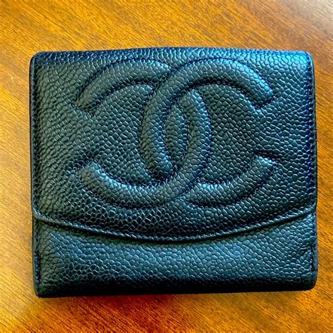 chanel bifold wallet caviar|2000.